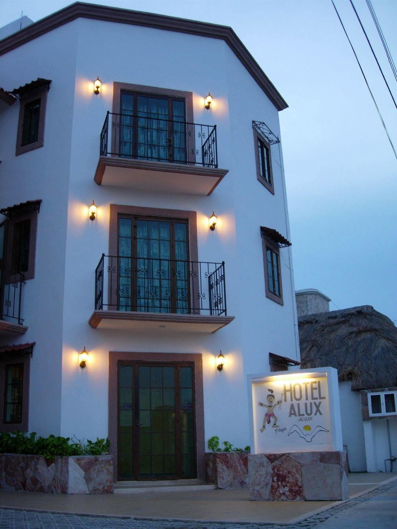 Alux Hotel