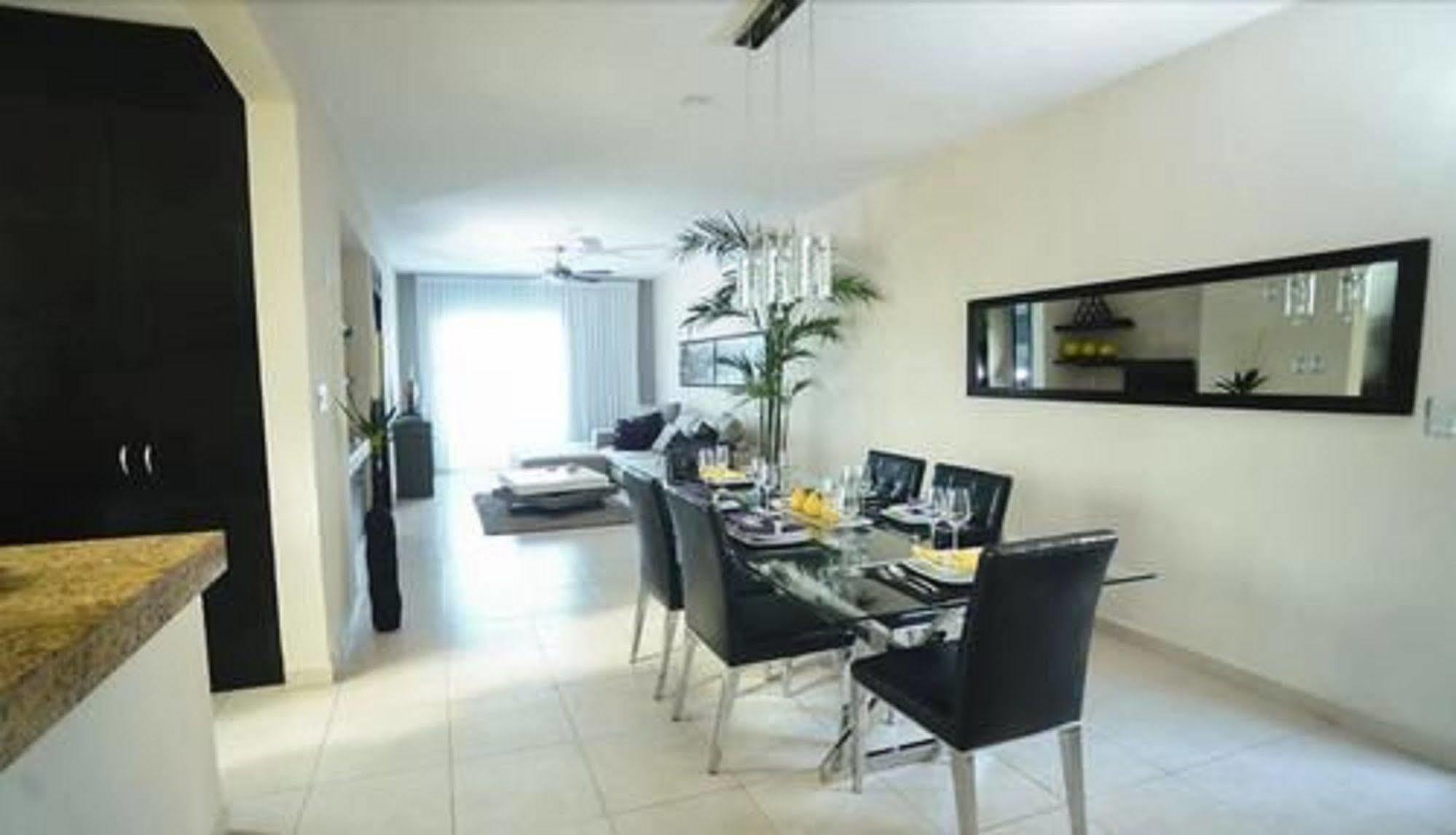 Encanto Riviera 3*