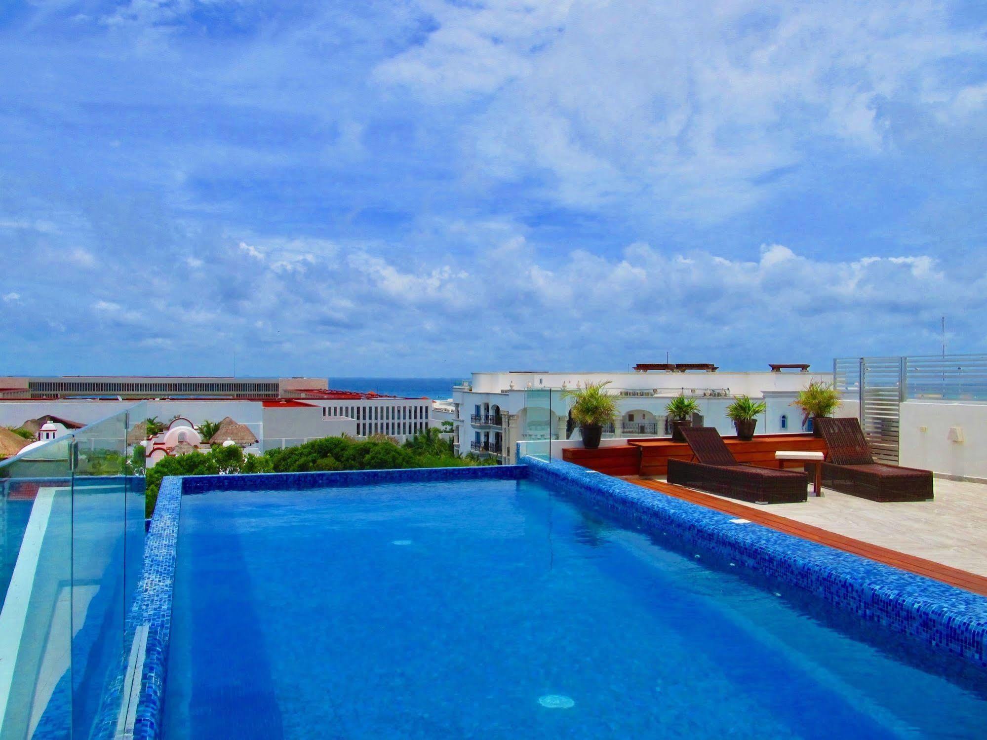 Skyline 24th * Playa del Carmen