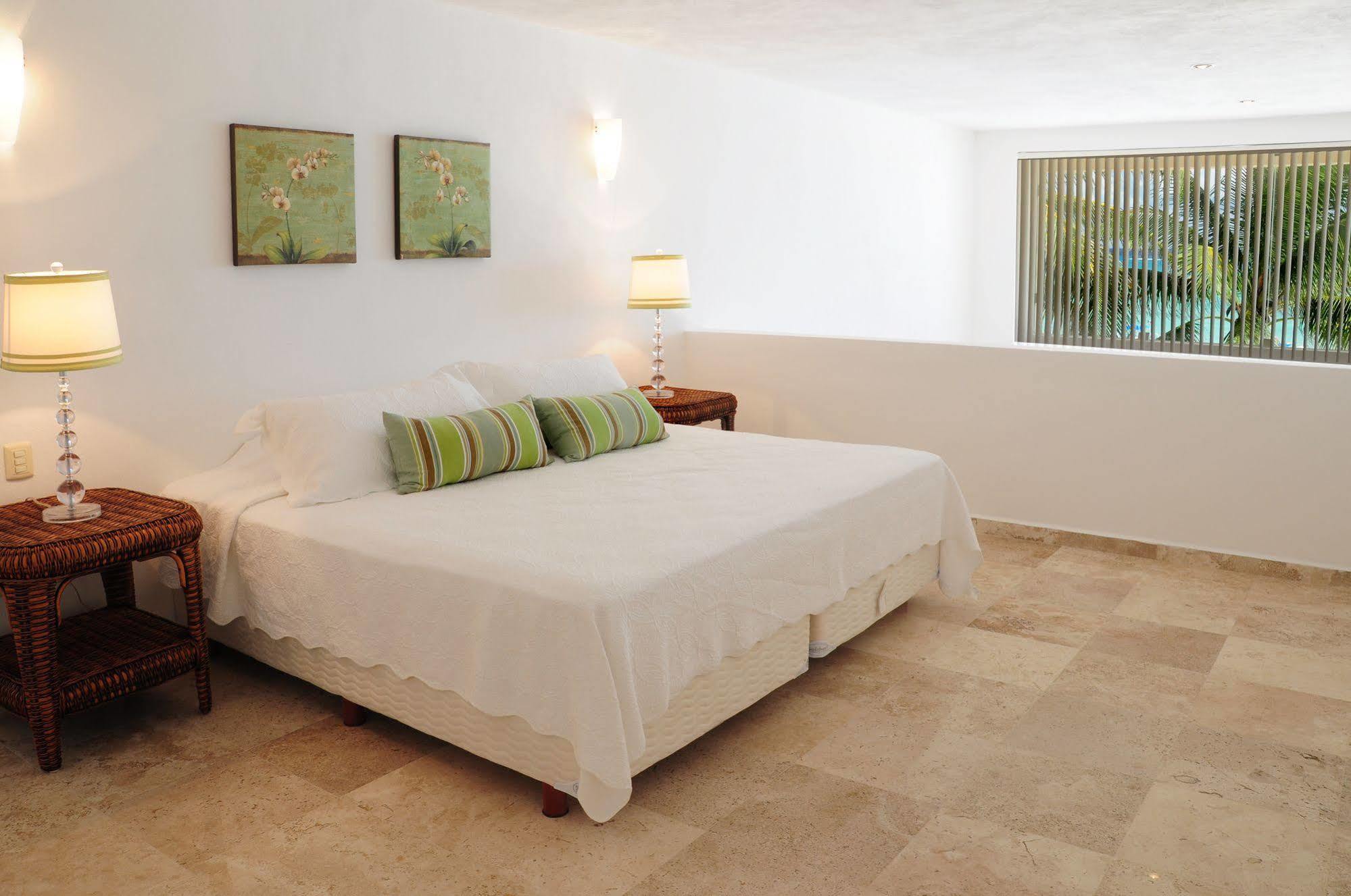 Ocean Plaza Hotel