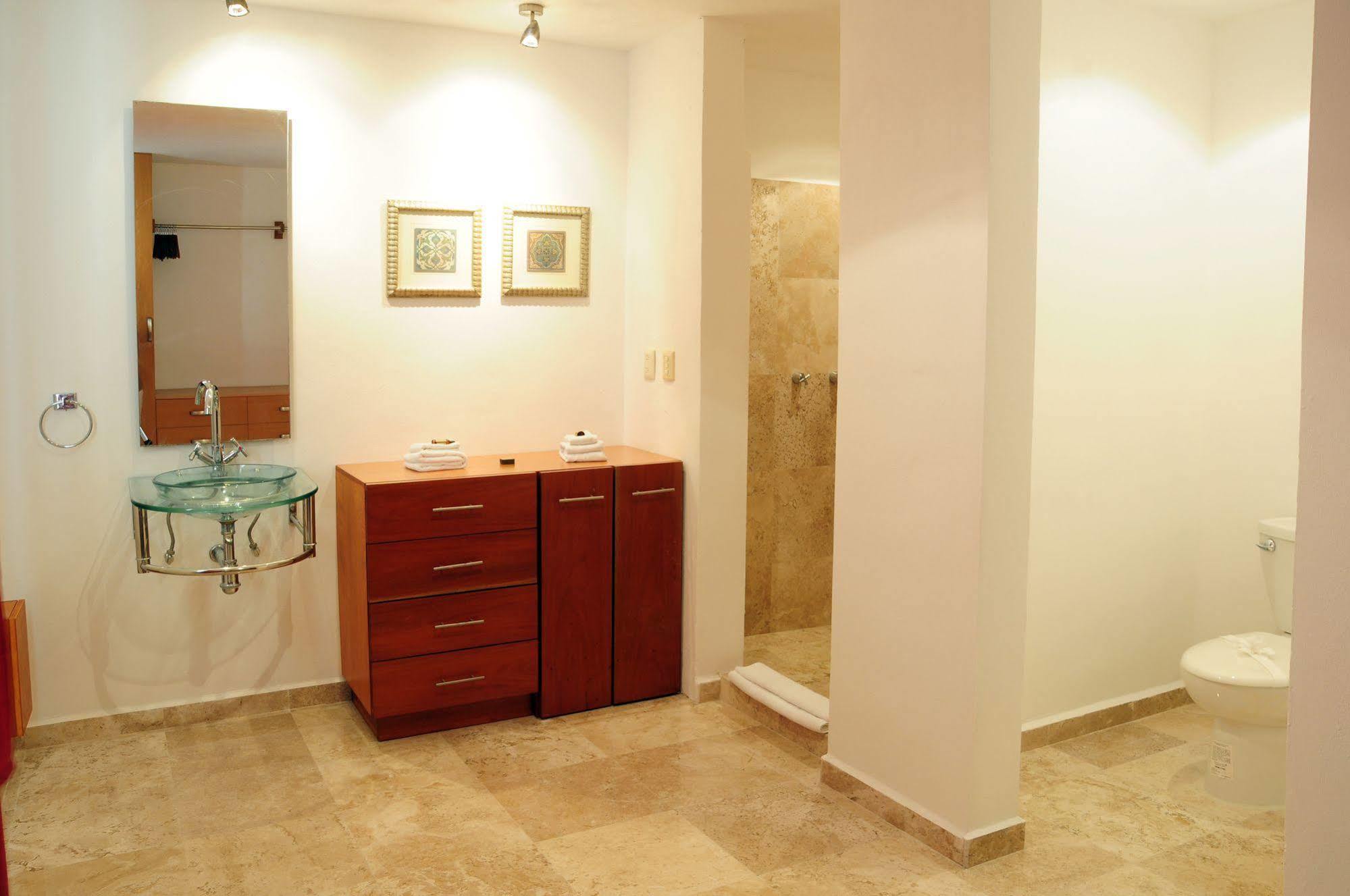 Hotel Ocean Plaza 3*