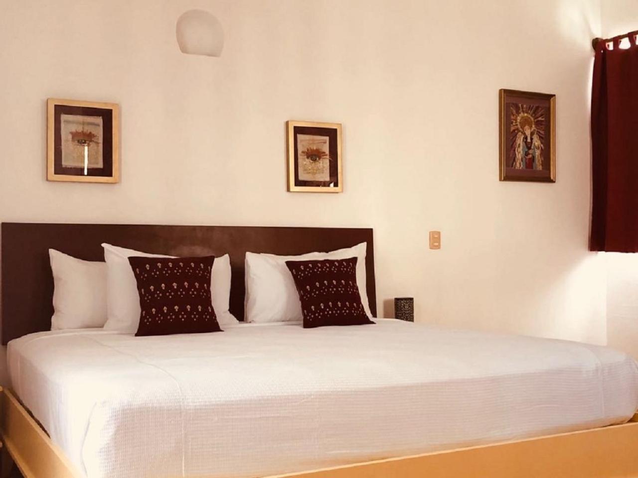 La Armonia Hotel
