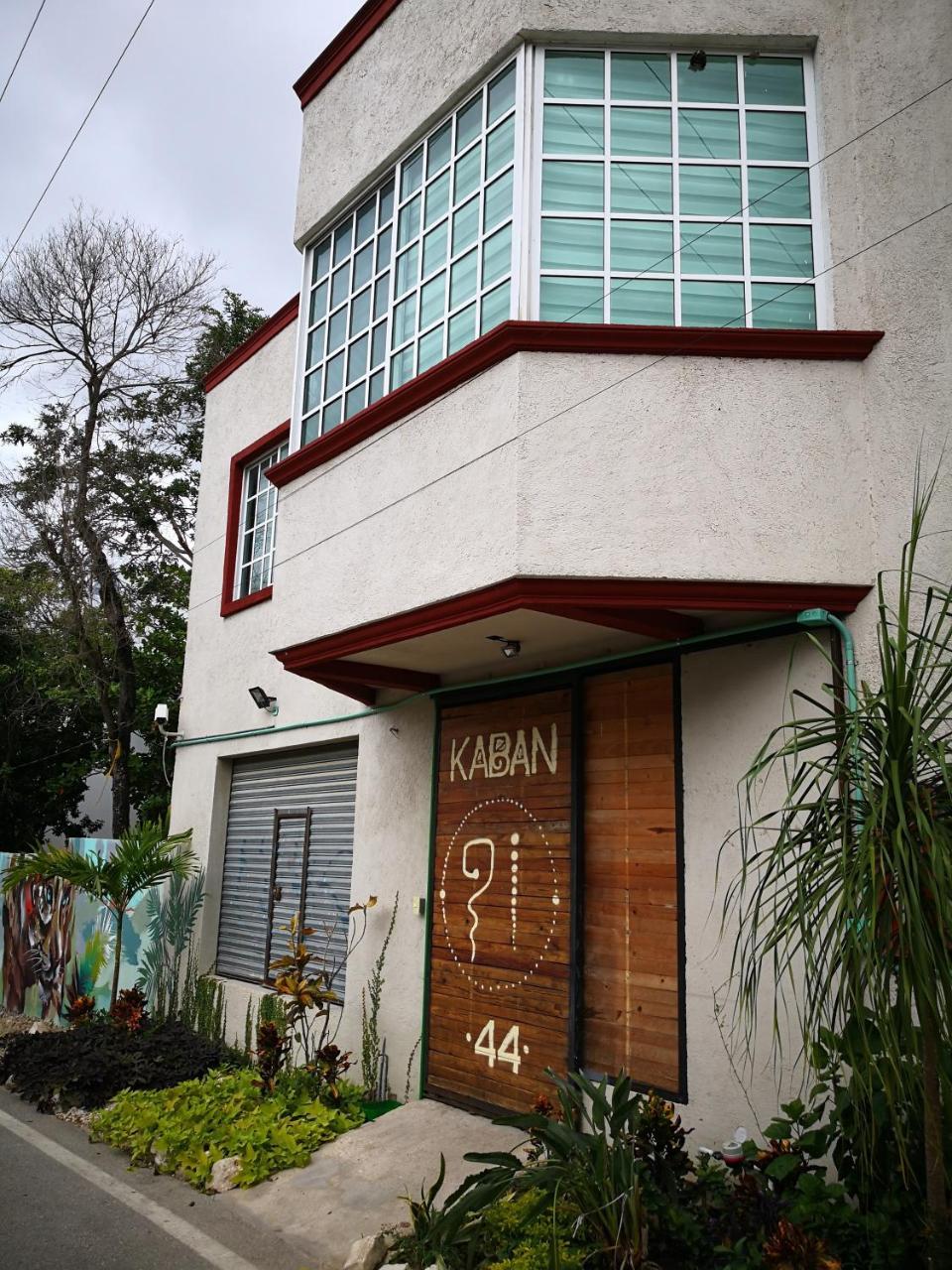 Kaban 44 Albergue
