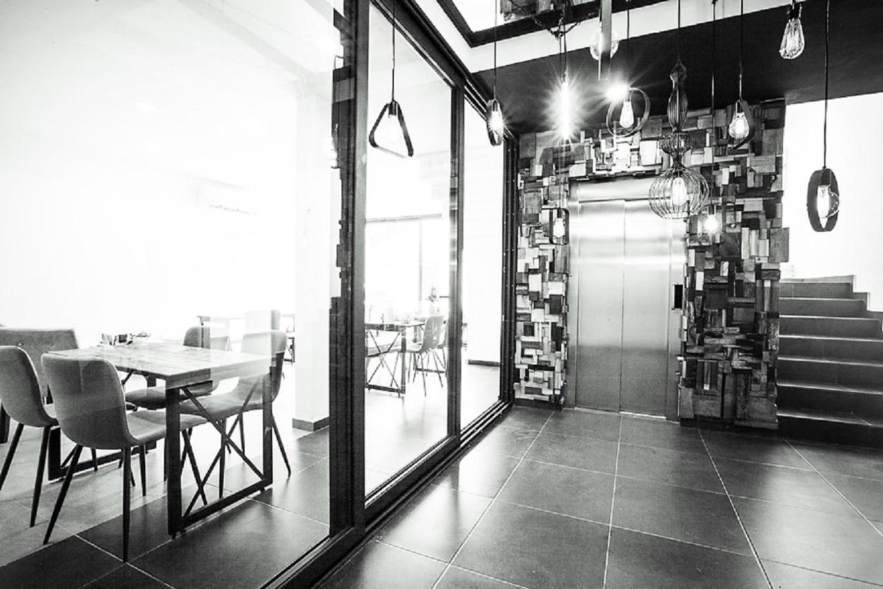 Mow Midtown & Residences Hotel Playa del Carmen
