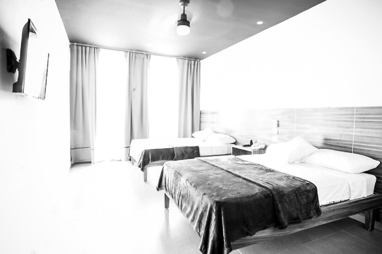 Hotel Mow Midtown & Residences 3*
