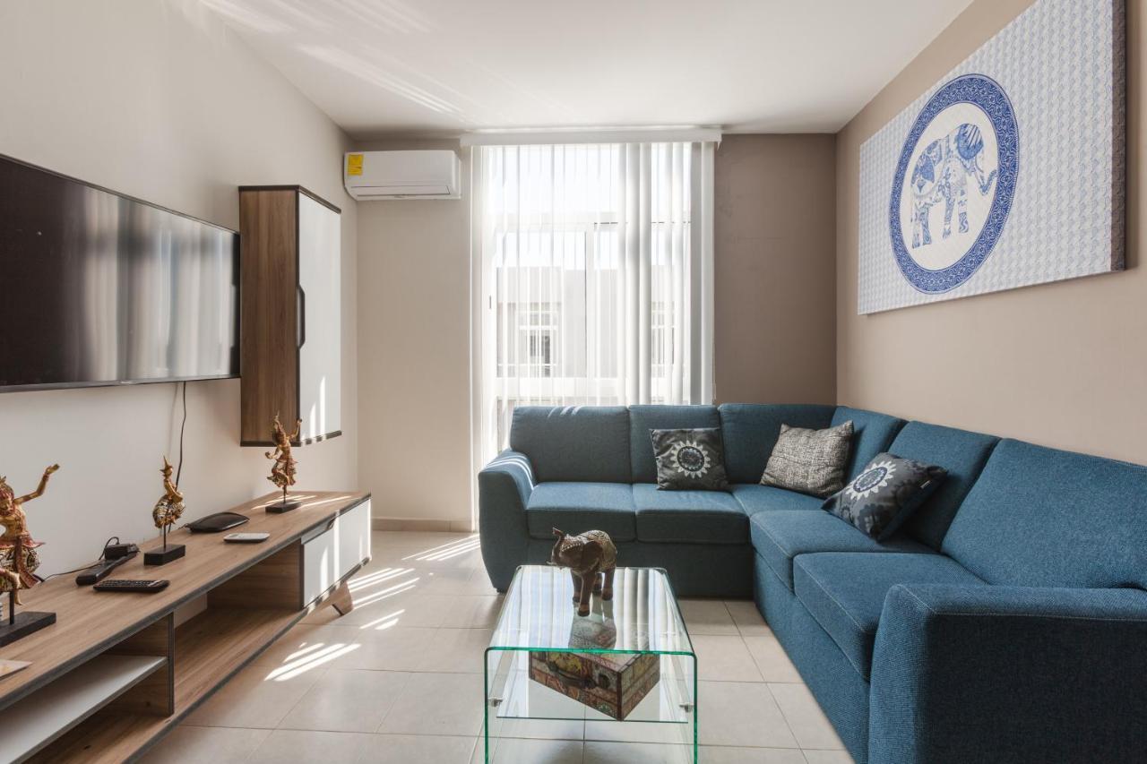 Riviera Towers Apartamento *