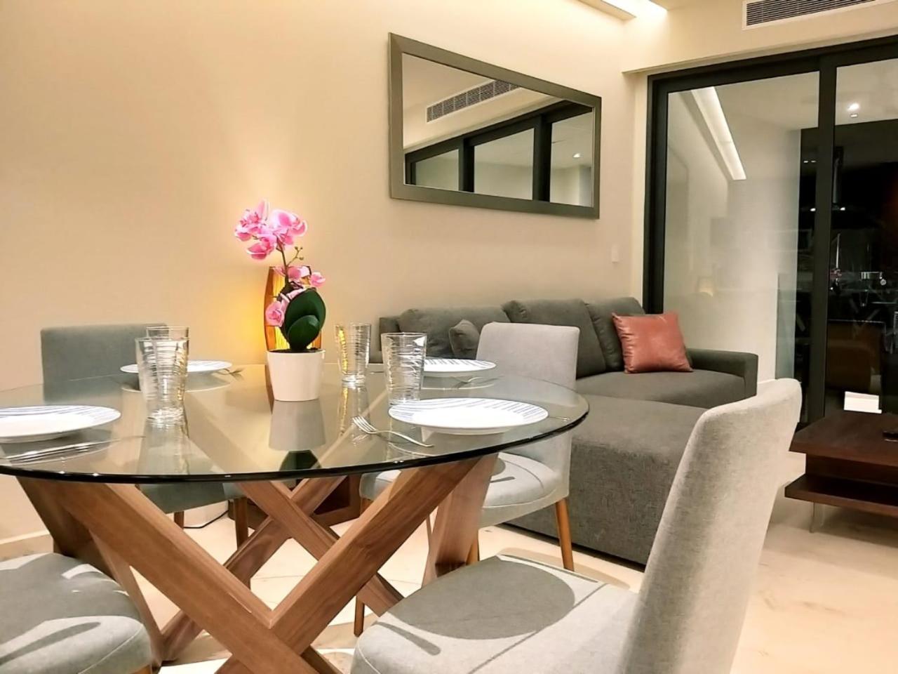 Precious 1 Bedroom In Brand New Miranda Building By Happy Address Apartment Playa del Carmen