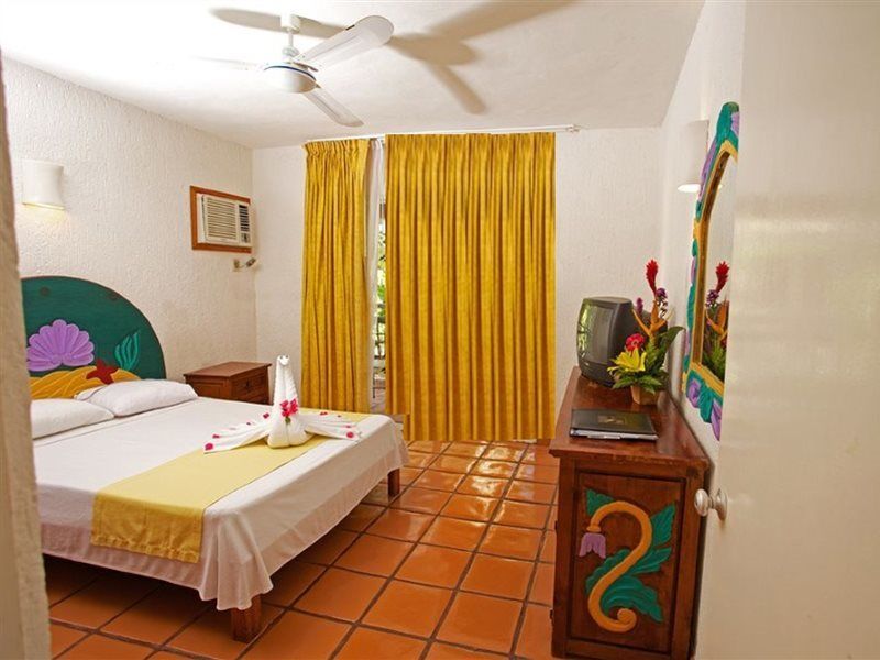 Hotel Moongate 2*