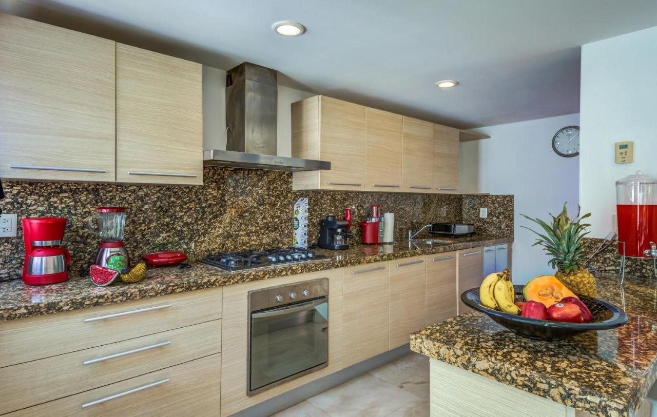 Luxurious & In Playa Steps From The Apartamento Playa del Carmen
