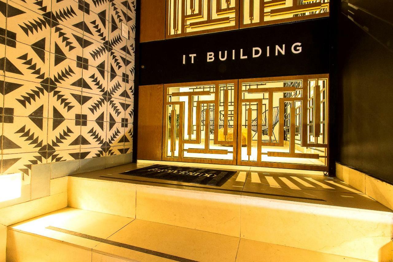 It Building By Imexico Apartment