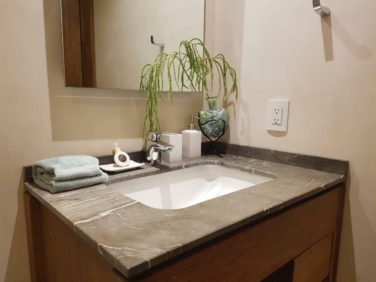 Apartment Cozy Well Located 2br By Happy Address *