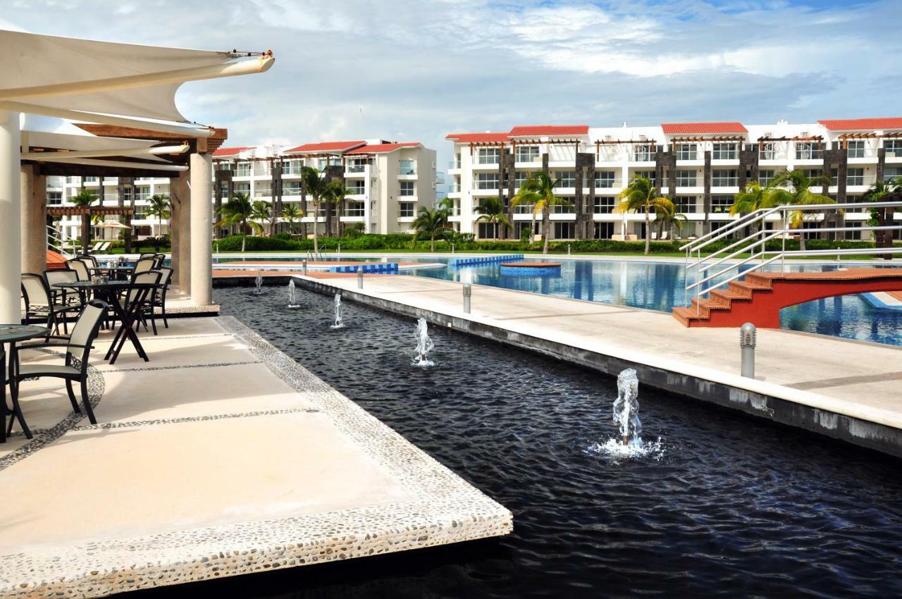 Mareazul Front Aparthotel