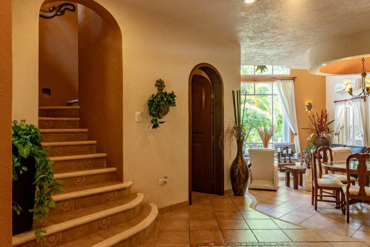 Casa Cascada - 3 Bdrm House For 6, Close To The *