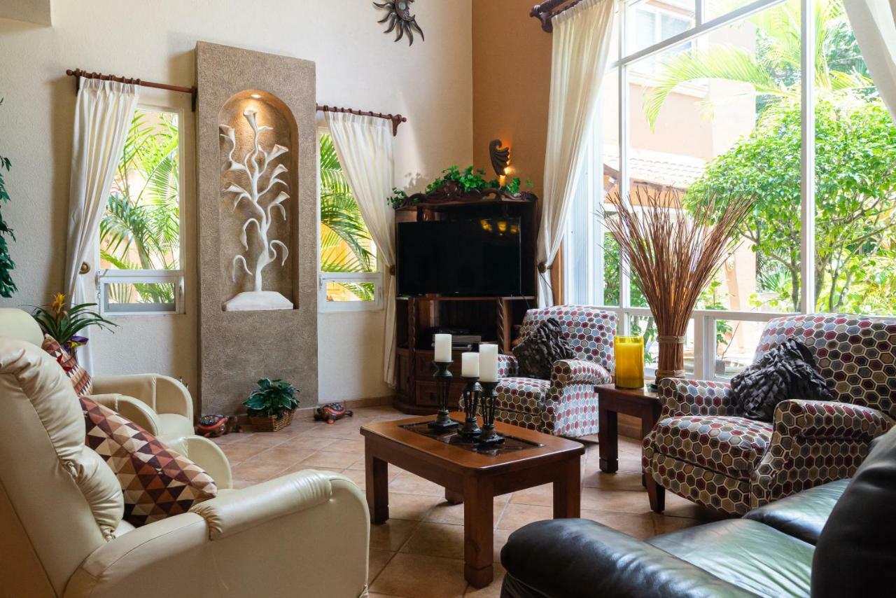 Casa Cascada - 3 Bdrm House For 6, Close To The Holiday home *