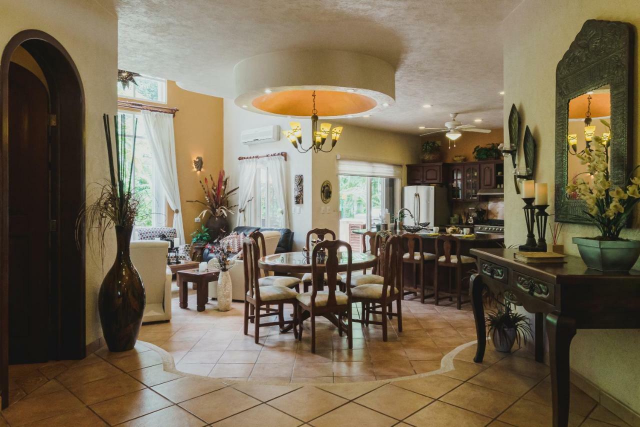 Casa Cascada - 3 Bdrm House For 6, Close To The Playa del Carmen