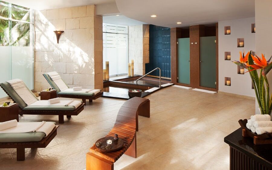 Hotel Residences At The Fives