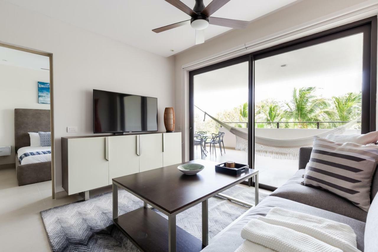 Maxim E 305 Apartment *