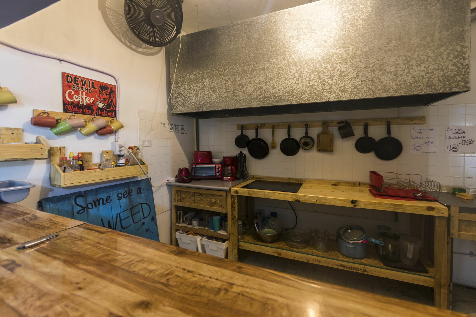 Guacamundo 5th. Ave Hostel *