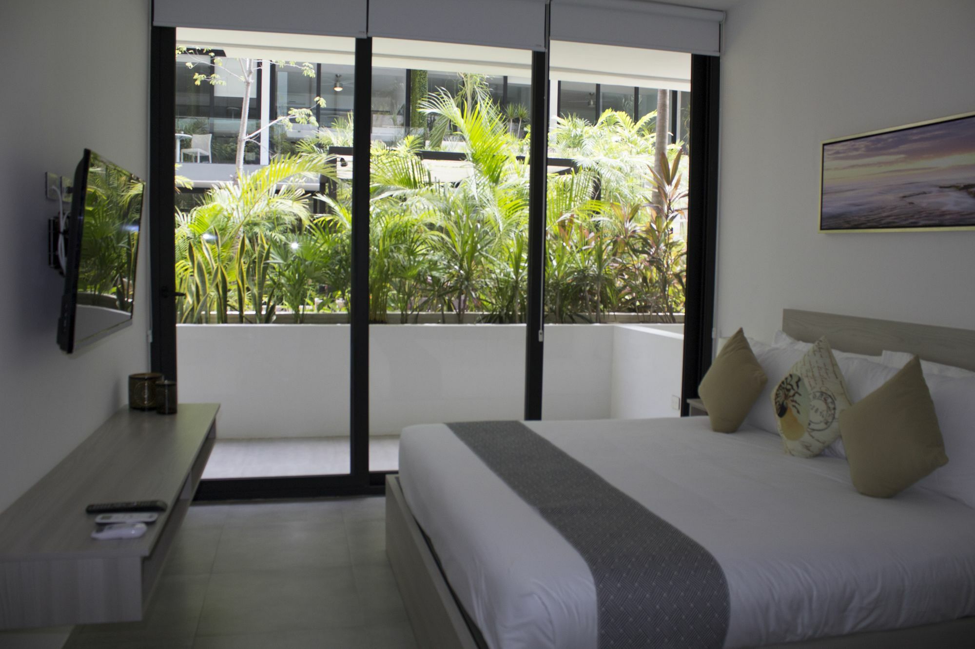 The Appartement *
