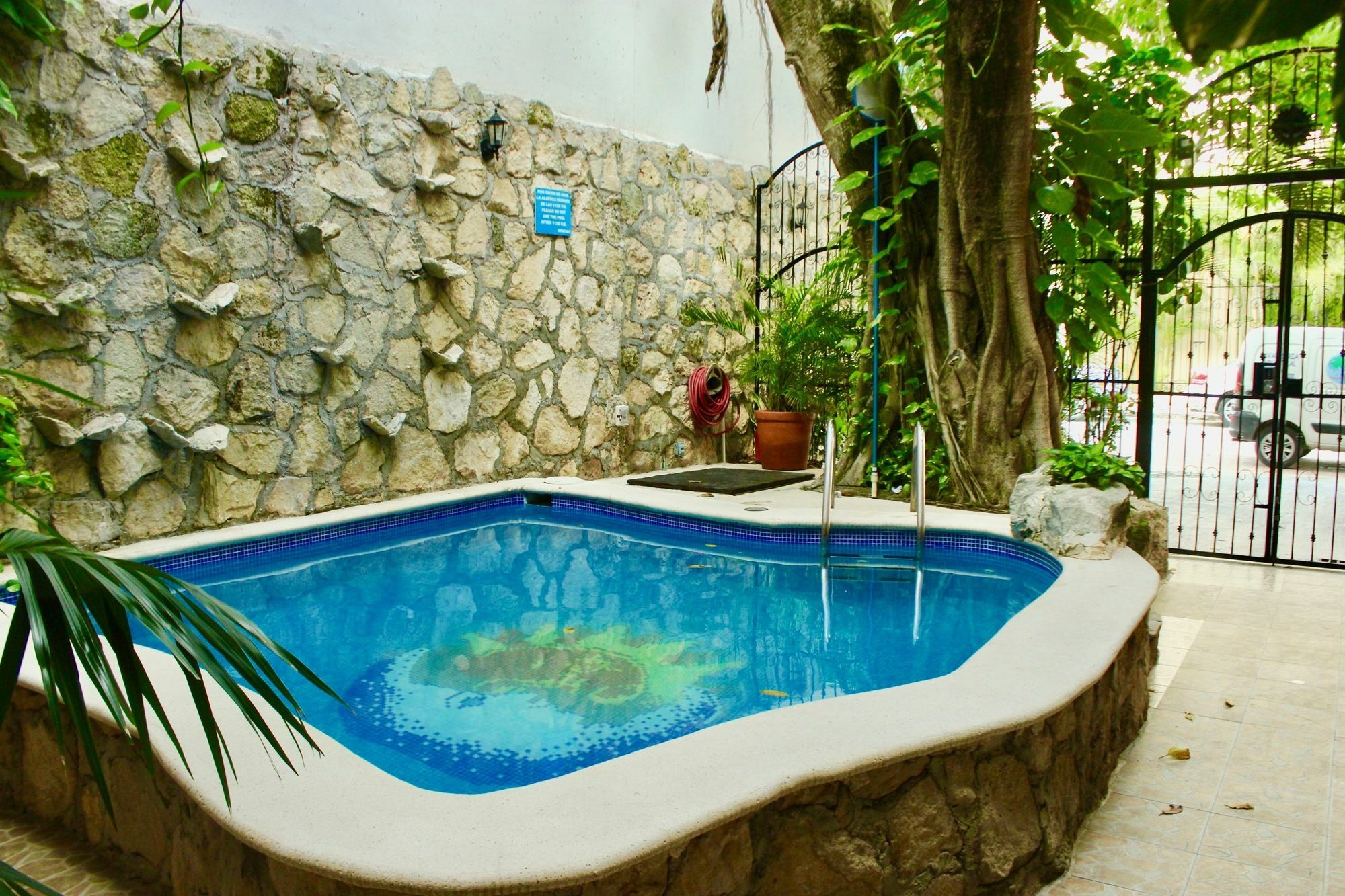 Eclipse - Afordable Condo For 4 *