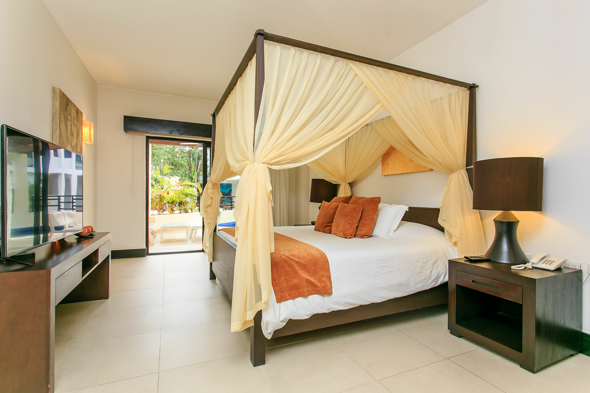 Exclusive Aldea Thai Apartment Playa del Carmen