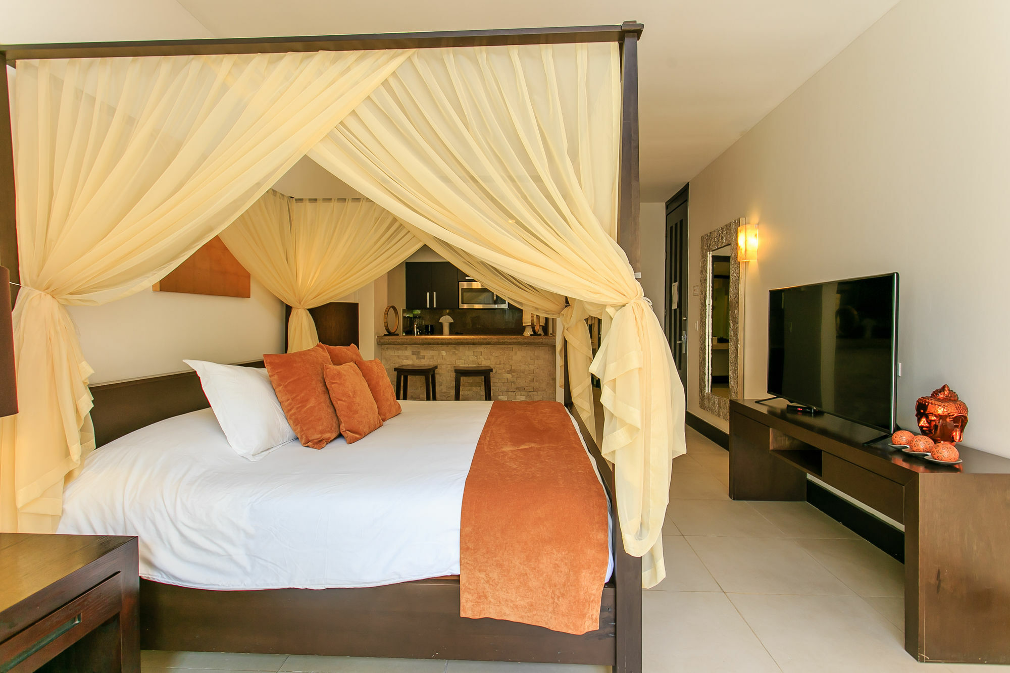 Exclusive Aldea Thai *