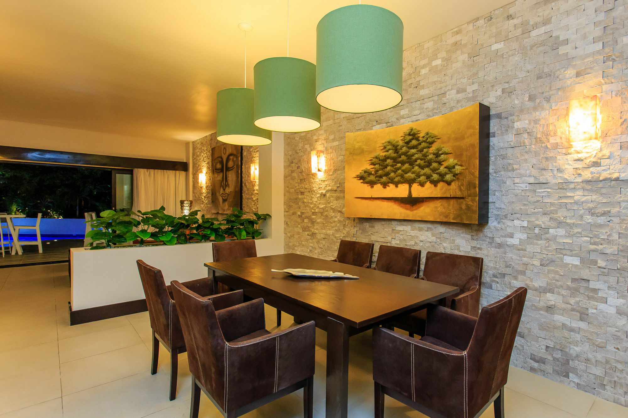 Exclusive Aldea Thai Apartment