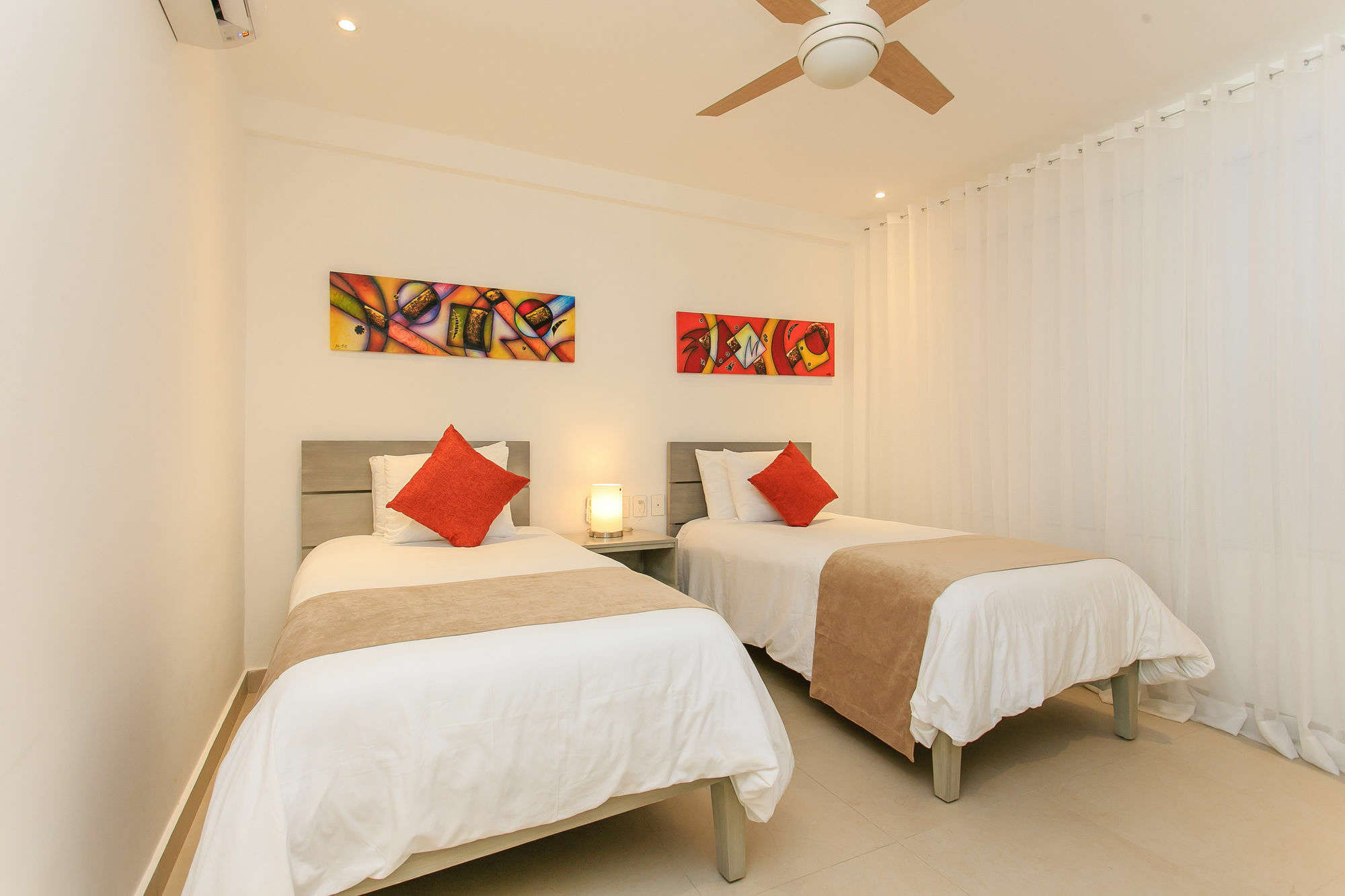 Apartment It Building By Playa Moments