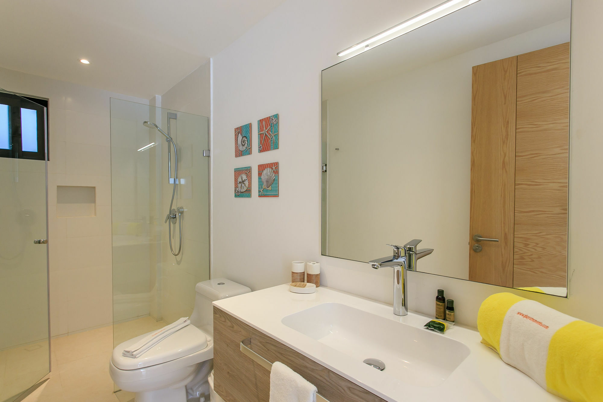 It Building By Playa Moments Apartment