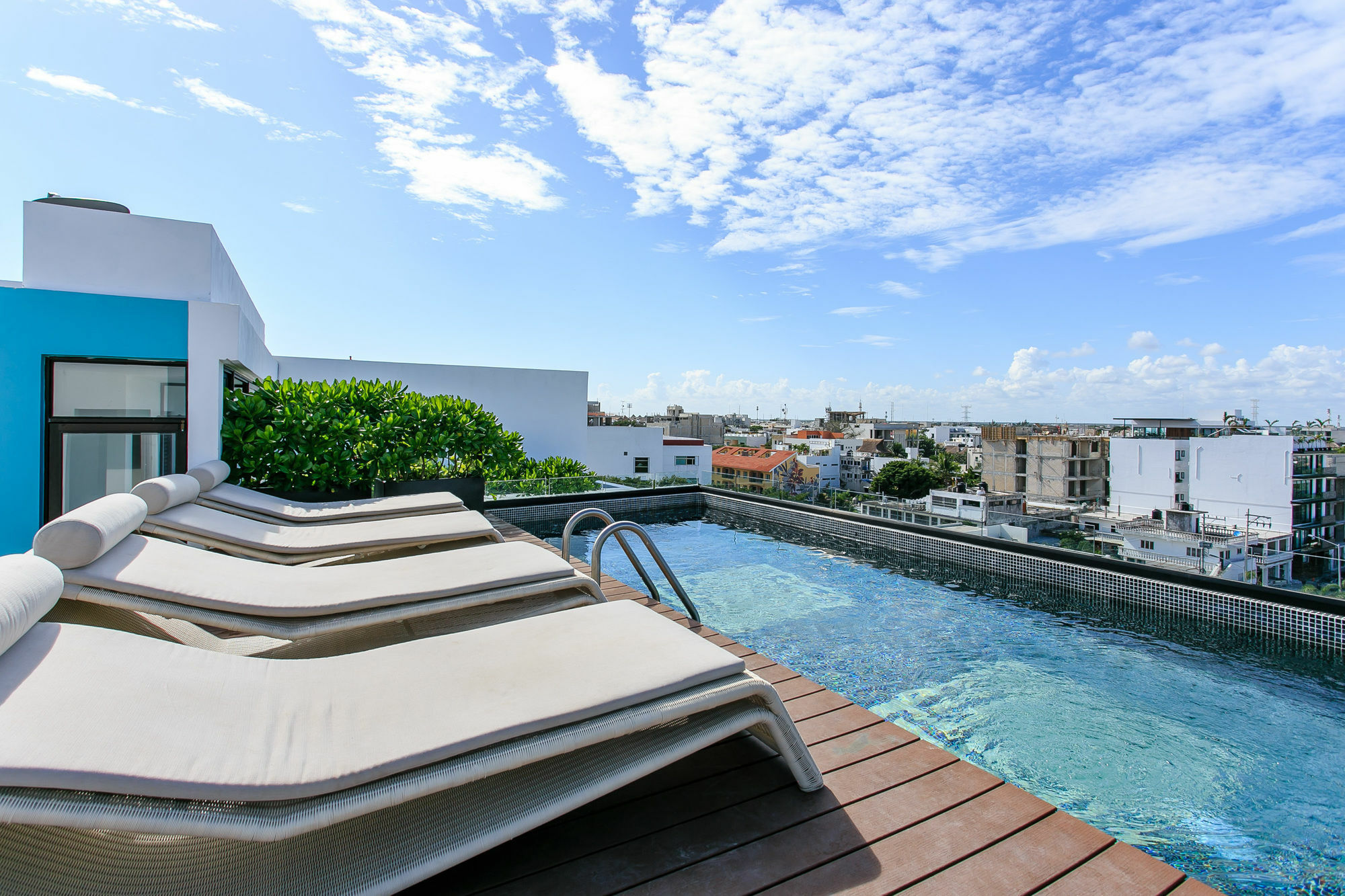 Apartment It Building By Playa Moments