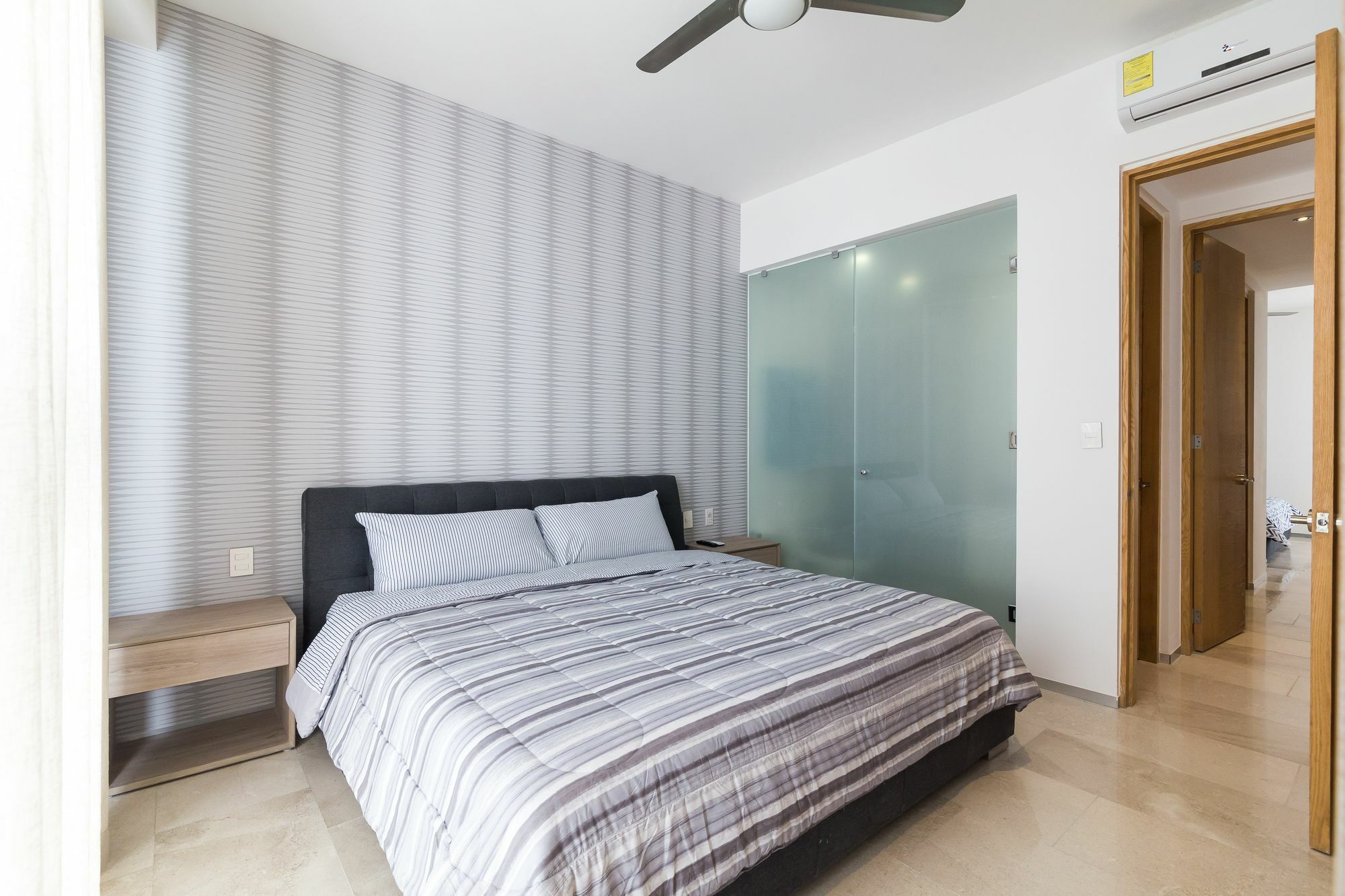 Menesse 32 Apartment