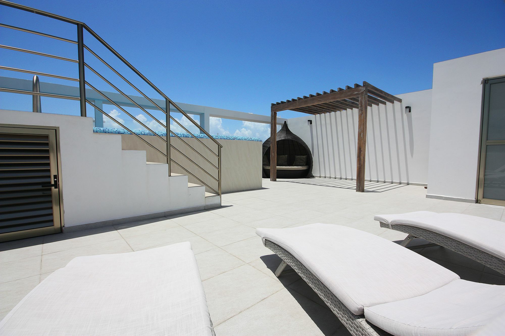 Menesse 25-26-302 By Imexico * Playa del Carmen
