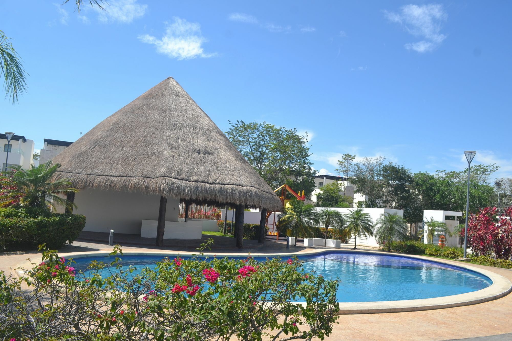 Bonita Bali