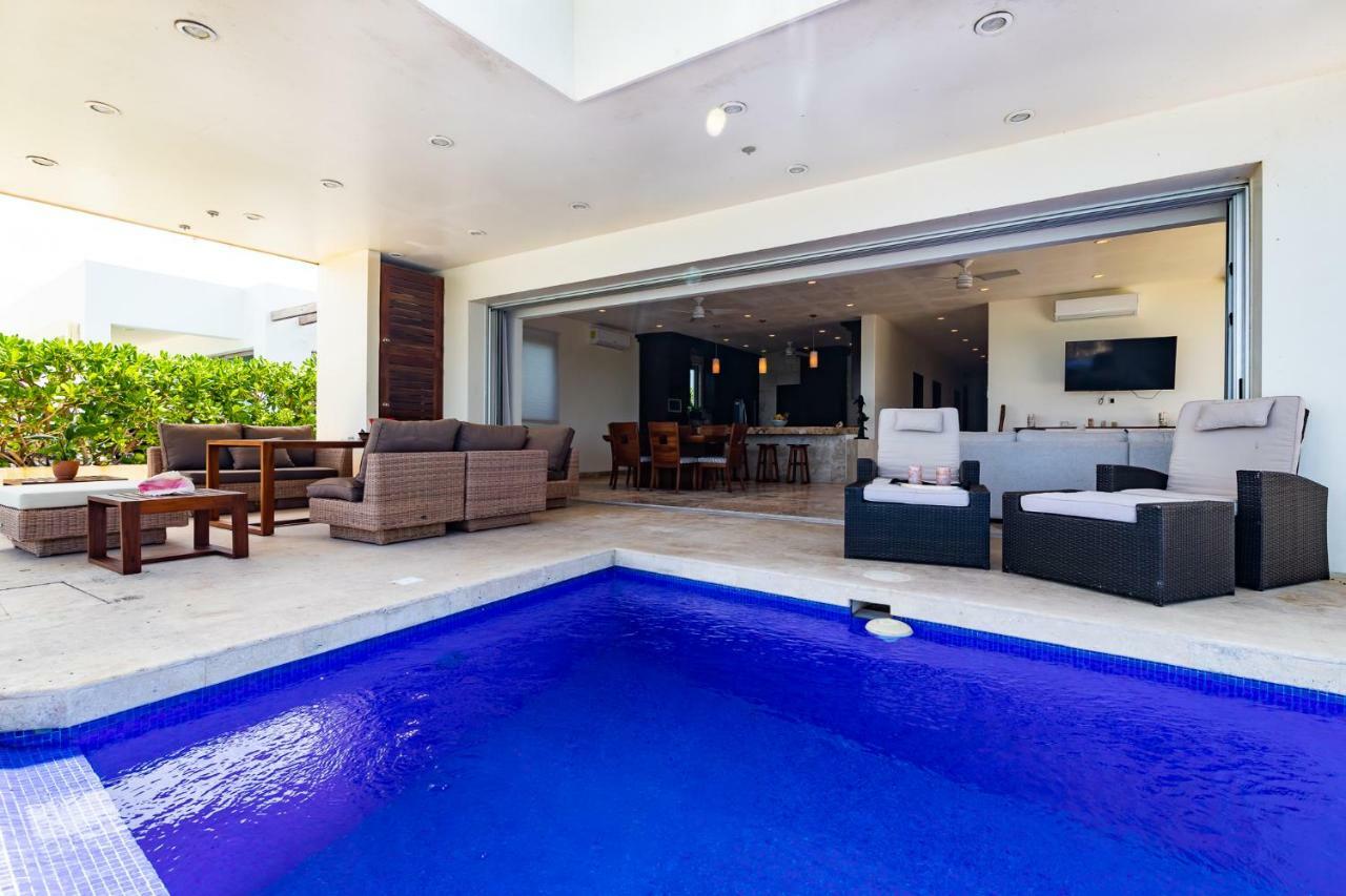 Casa Martini- Oceanfront Private Pool House For 6 *