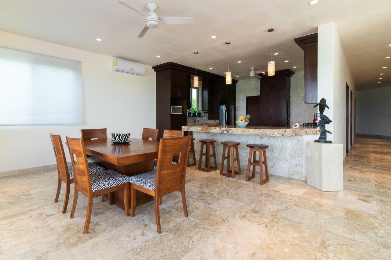 Casa Martini- Oceanfront Private Pool House For 6