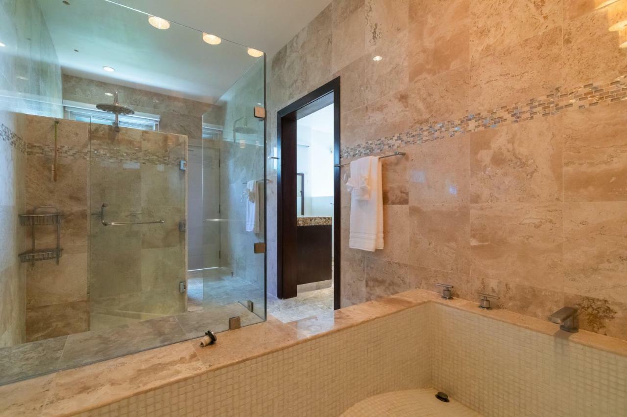 Ferienhaus Casa Martini- Oceanfront Private Pool House For 6 Playa del Carmen