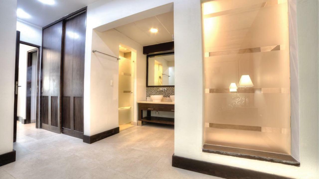 Pueblito Escondido By Hola And Land *