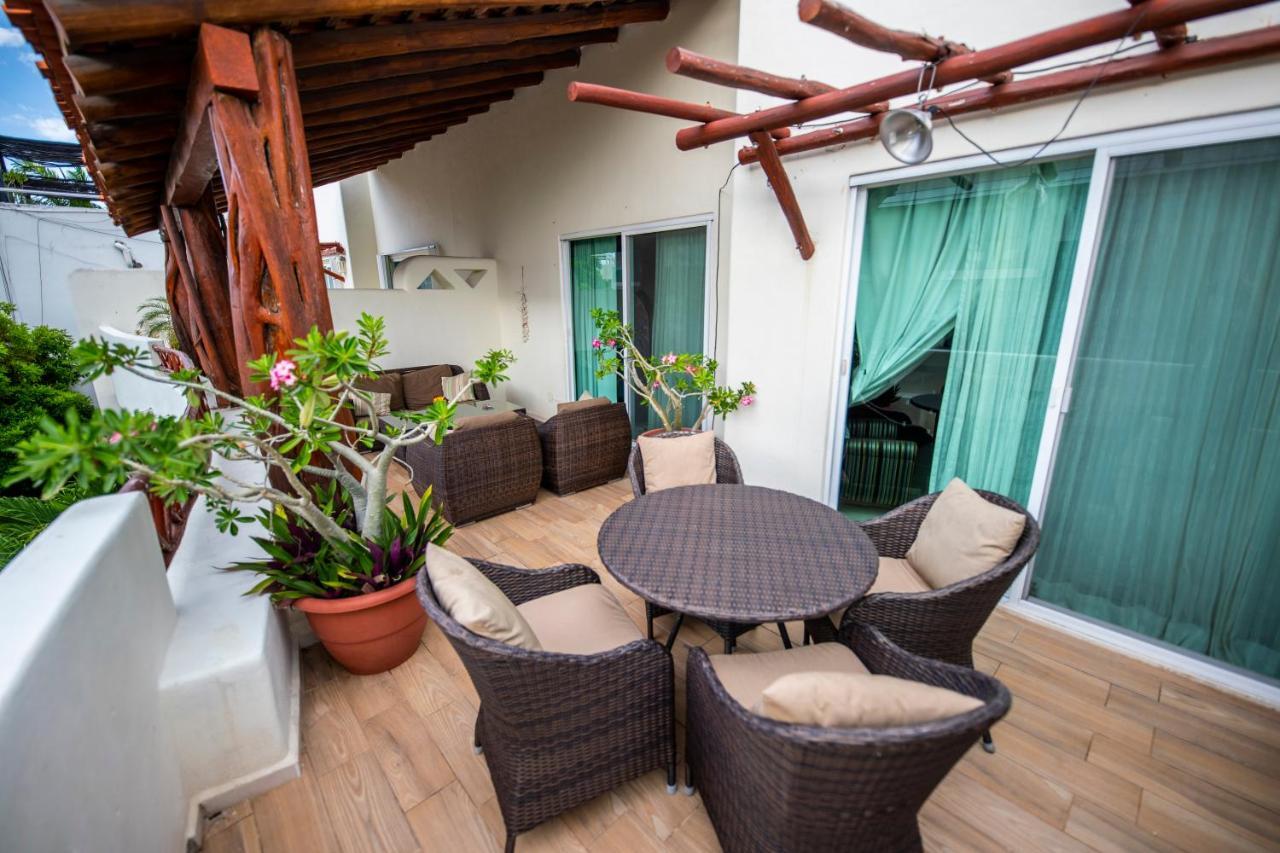 Penthouse Holiday At Mamitas Beach Apartment