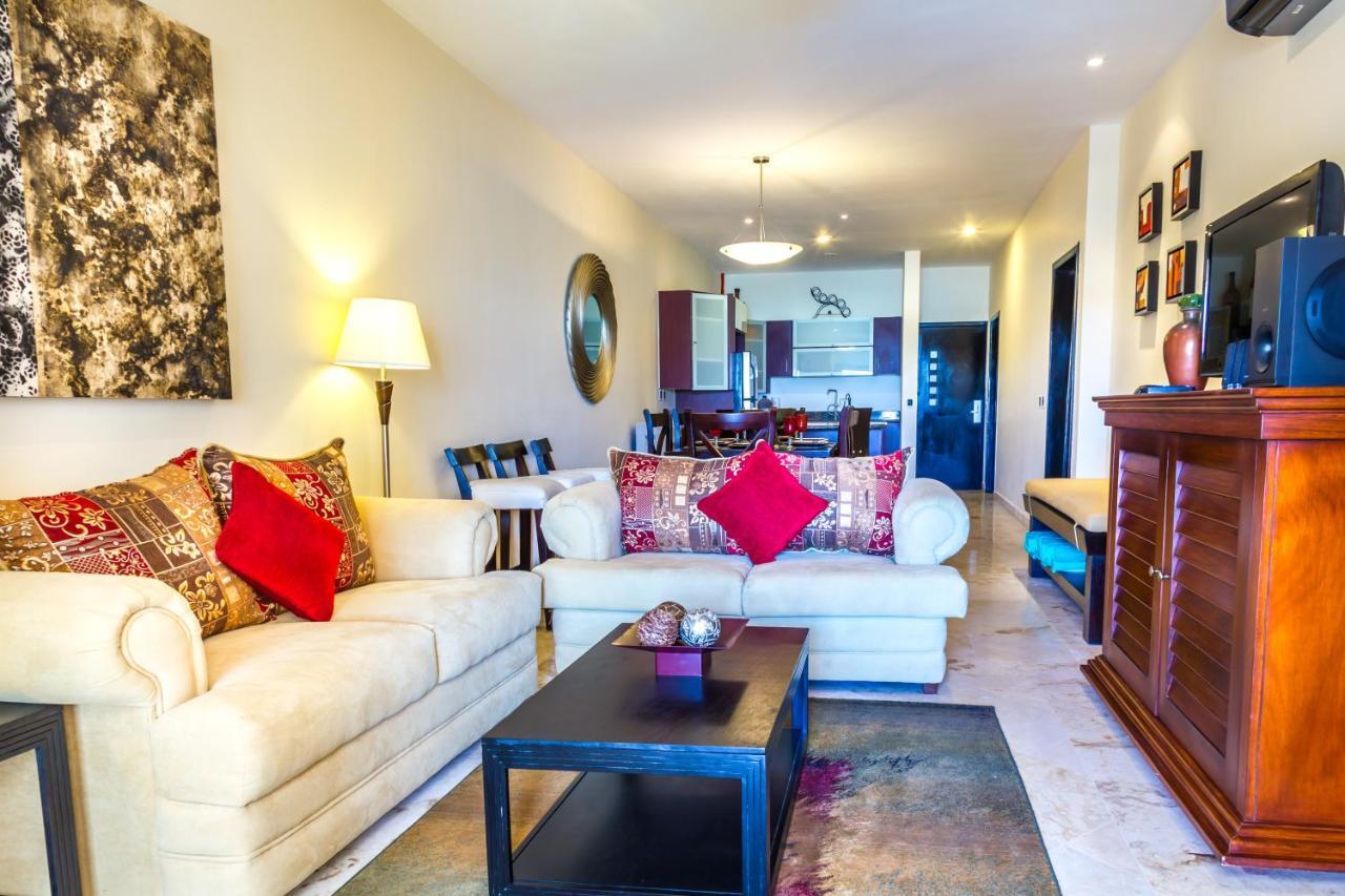 El Faro Oceanfront Apartments By Bvr