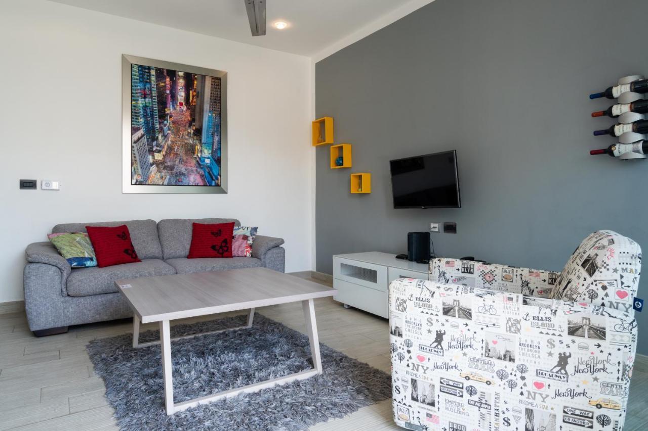 Aparthotel Quinto Sol