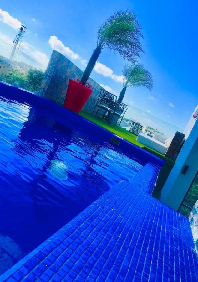 Mow Midtown & Residences 3*