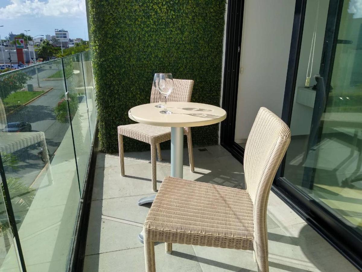 Close To 5th Av. W/ Amazing Roof Pool View, Gym, And More! * Playa del Carmen