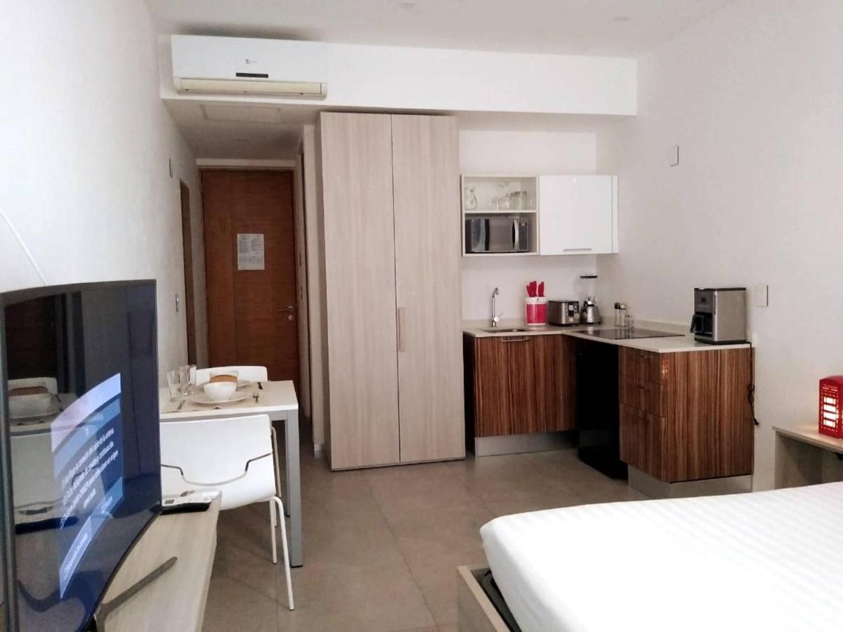 Holiday home Close To 5th Av. W/ Amazing Roof Pool View, Gym, And More! *