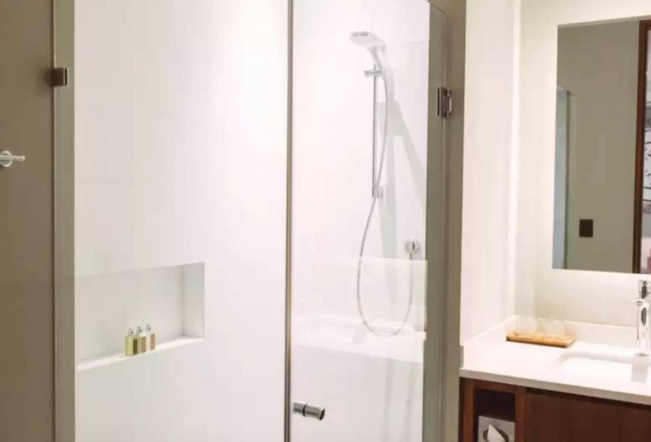 It Residence, Location, Luxury 2 Bedroom Two Roof Pools Club Included