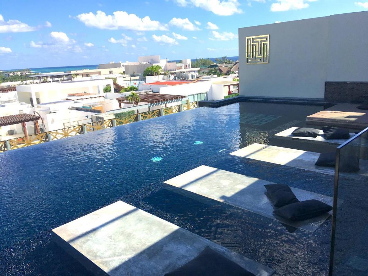 It Residence, Location, Luxury 2 Bedroom Two Roof Pools Club Included Holiday home Playa del Carmen