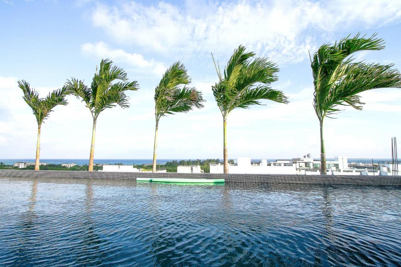 Apartment Charming, Huge & Bright On The New 5th Avenue, 3 Blocks From The Beach!