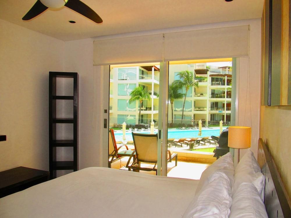 The Elements Ocean Front By Playa Paradise