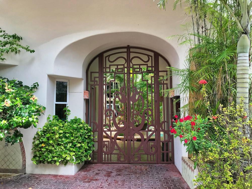 Royal Palms By Bric Hotel Playa del Carmen