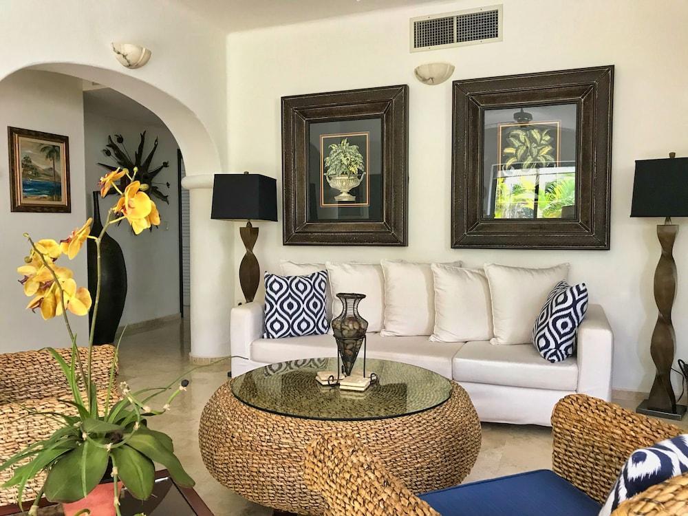 Royal Palms By Bric 4*