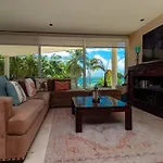 Elements 124 - No Ota Condo